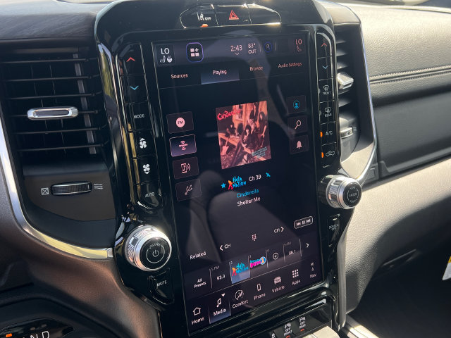 New 2027 RAM 1500 Laramie AWD/4WD image 17