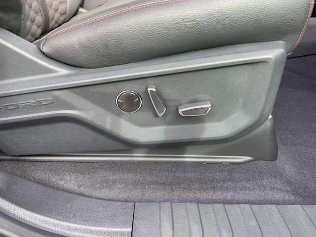 New 2025 Ford F150 Lariat w/ Equipment Group 502A High image 32