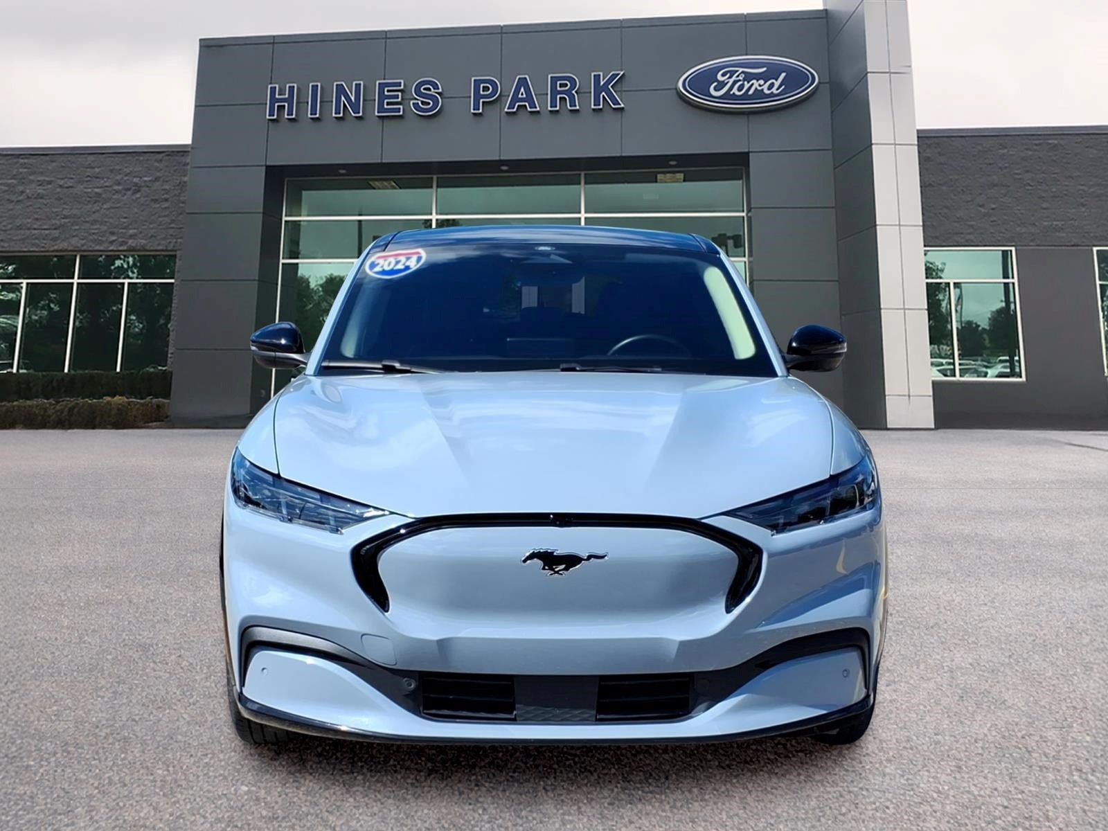 Used 2024 Ford Mustang Mach-E Premium AWD/4WD image 2