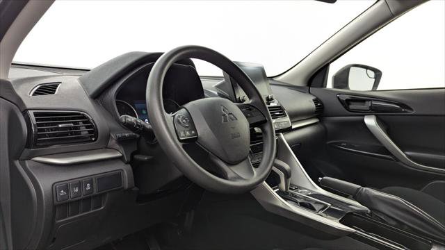 Used 2024 Mitsubishi Eclipse Cross LE AWD/4WD image 23