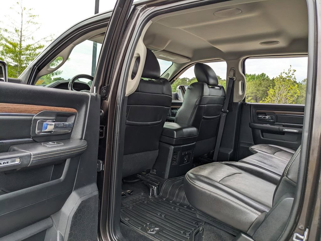 Used 2016 RAM 1500 Laramie w/ Convenience Group AWD/4WD image 43