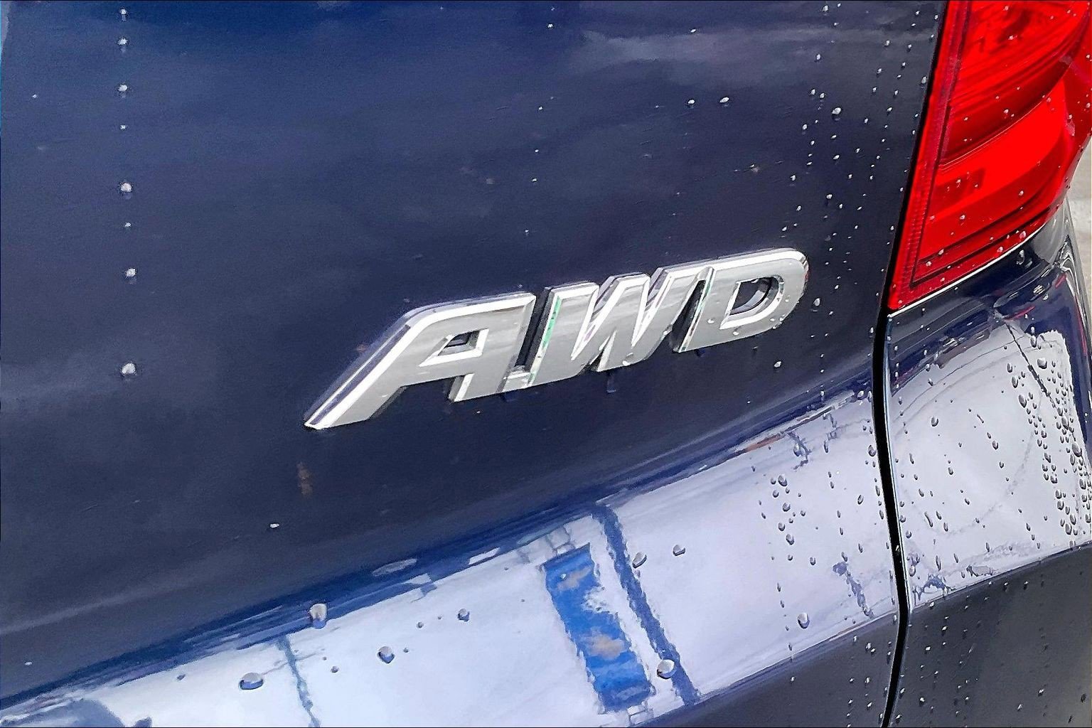 Used 2025 Honda Passport EX-L image 8