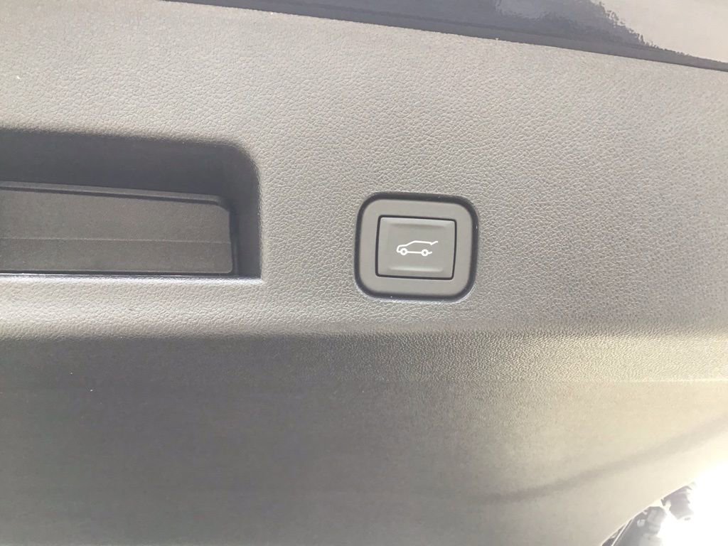 New 2026 Chevrolet Traverse RS image 7