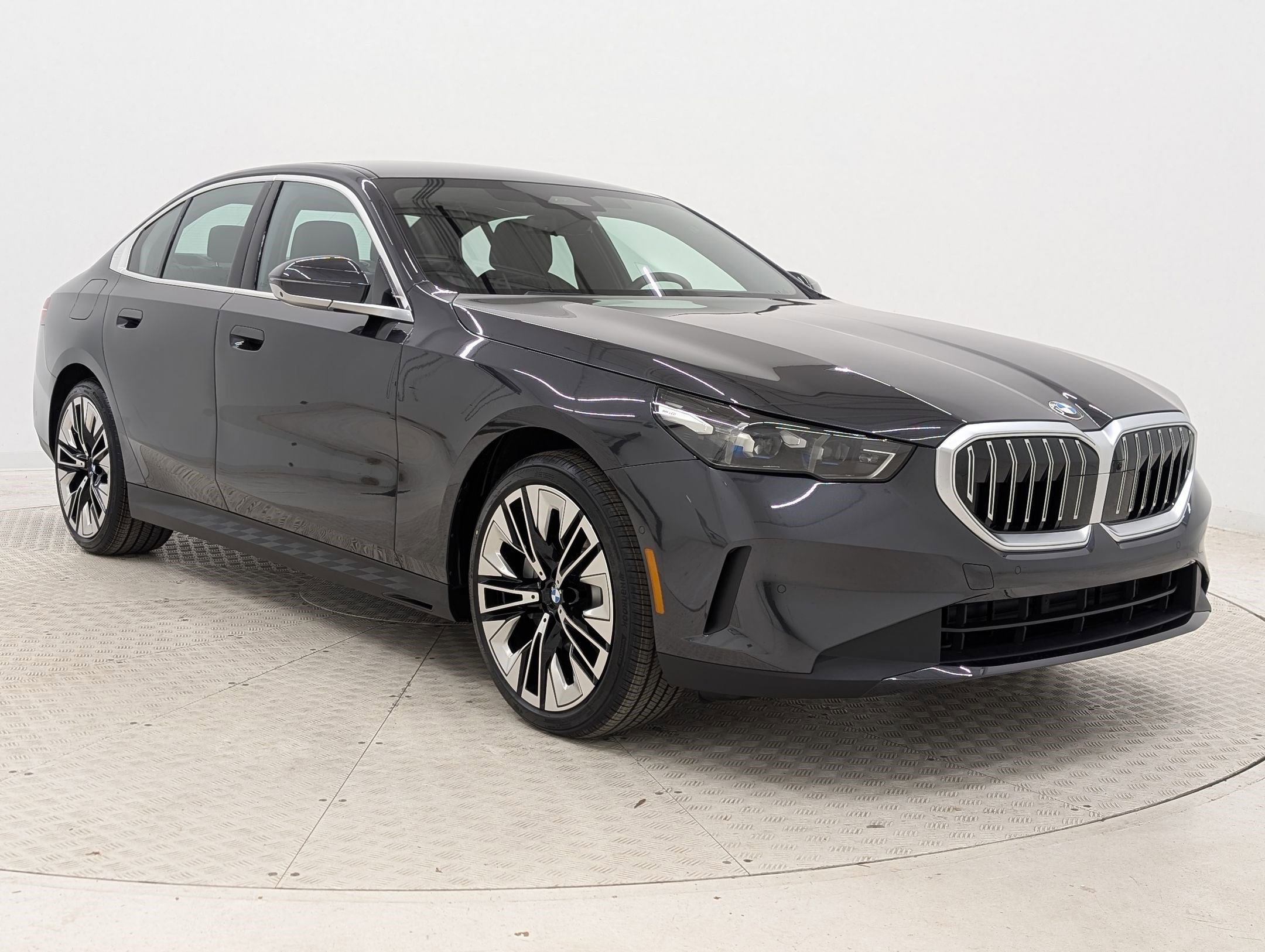 New 2026 BMW 530i w/ Premium Package RWD image 7