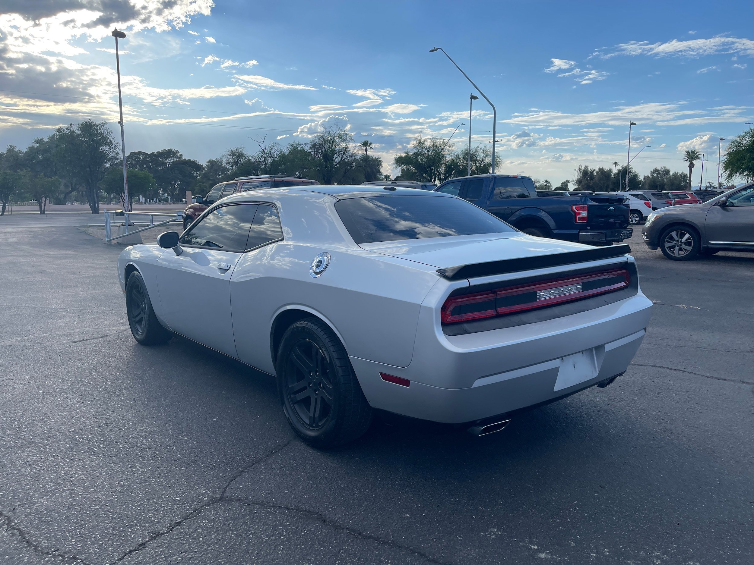 Used 2012 Dodge Challenger R/T Plus RWD image 3