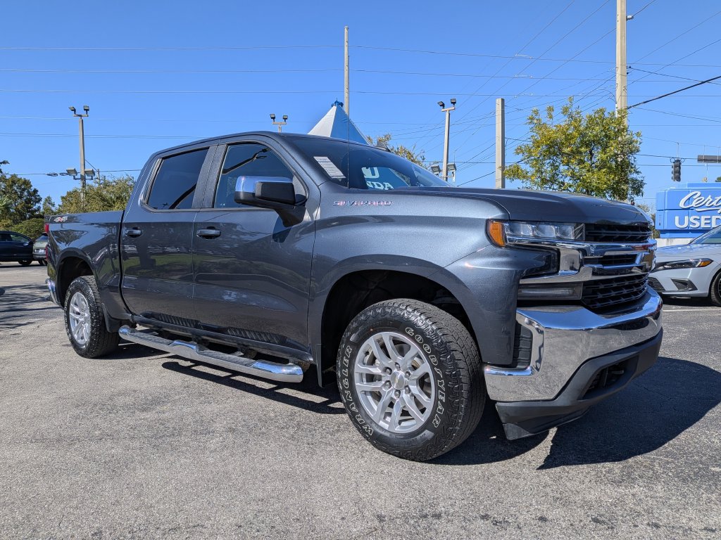 Used 2019 Chevrolet Silverado 1500 LT w/ All-Star Edition AWD/4WD image 2