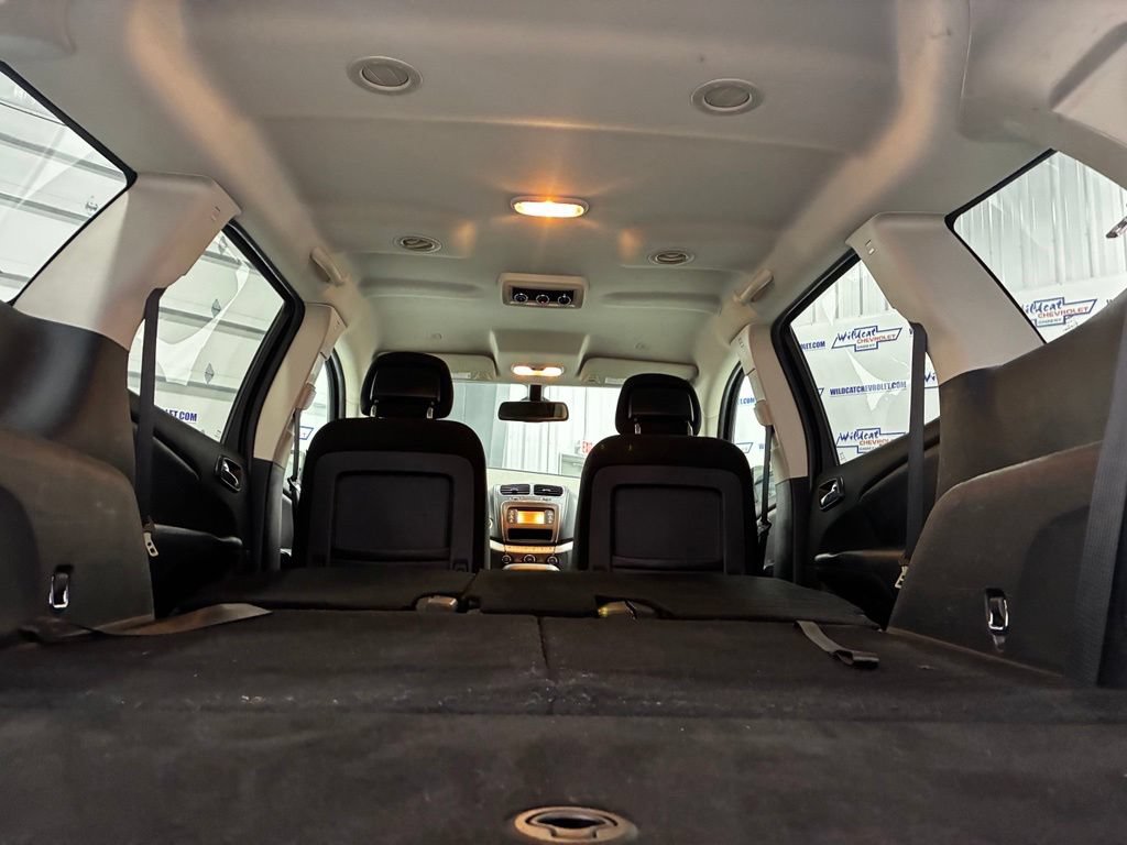 Used 2020 Dodge Journey SE w/ SE Popular Equipment Group FWD image 34