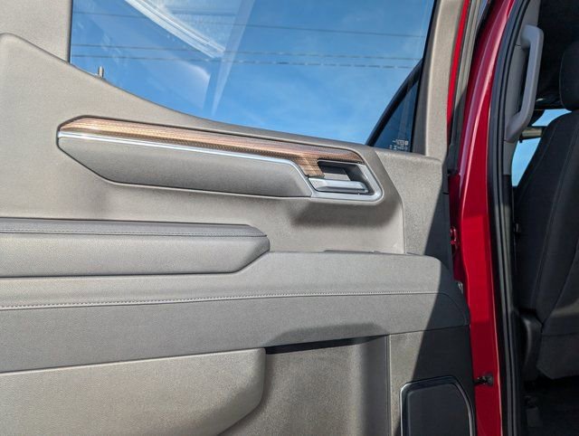 Used 2025 Chevrolet Silverado 1500 LT Trail Boss w/ Convenience Package II image 11