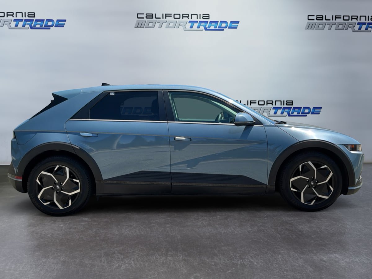Used 2024 Hyundai Ioniq 5 SE RWD image 4