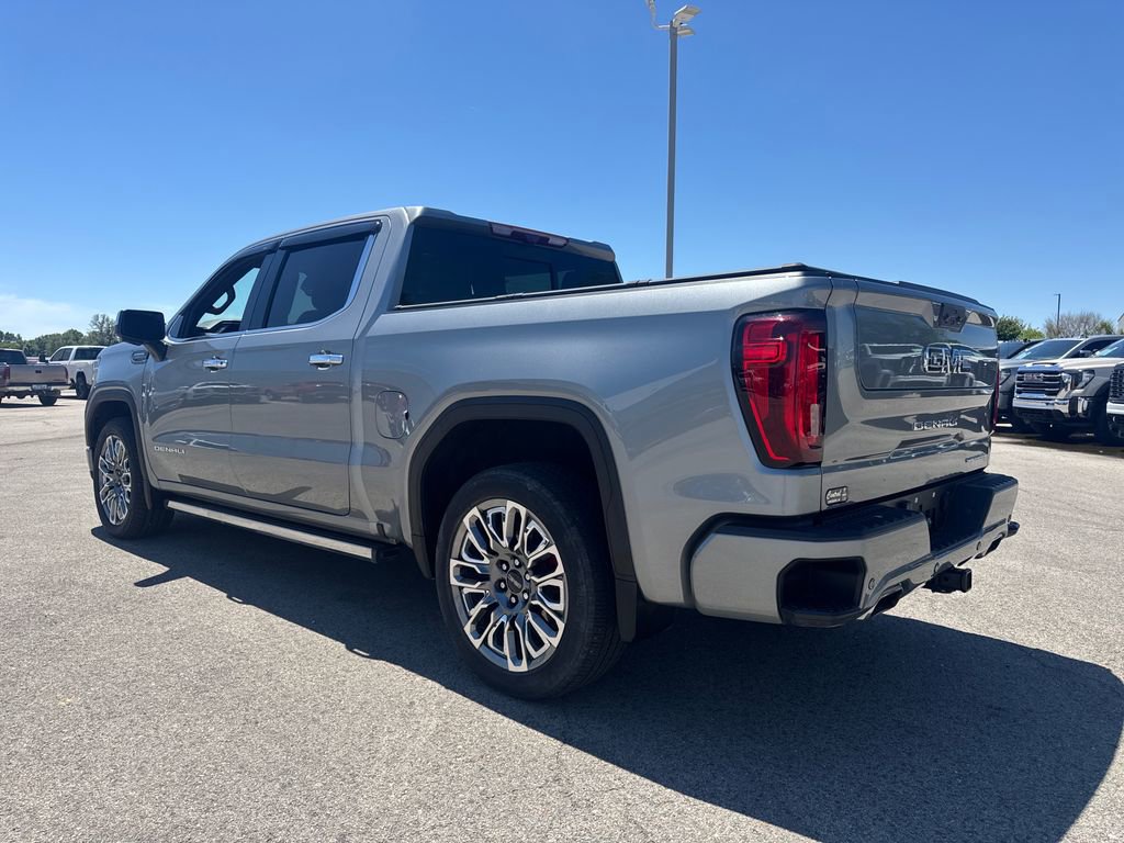 Used 2023 GMC Sierra 1500 Denali Ultimate AWD/4WD image 4
