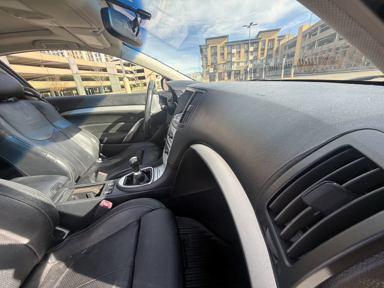 Used 2008 INFINITI G37 Sport w/ Premium Pkg image 24