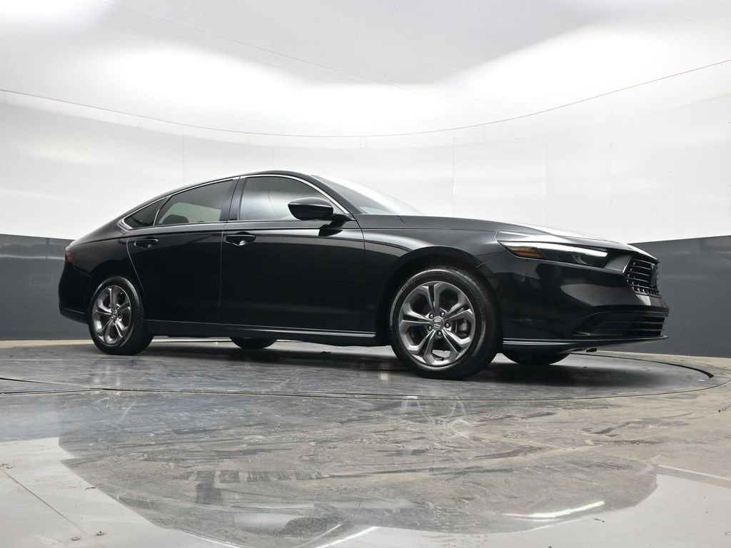 Certified 2023 Honda Accord EX image 24