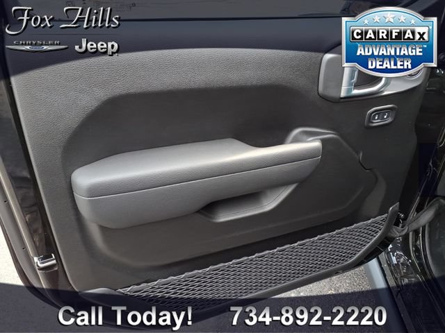 New 2026 Jeep Gladiator Rubicon w/ Safety Group AWD/4WD image 13