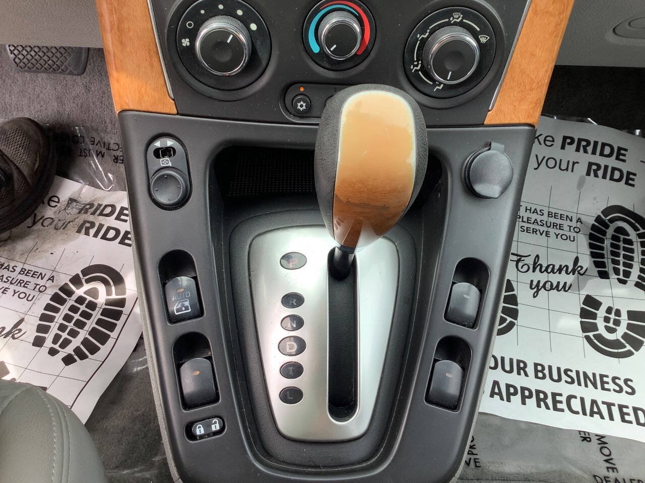 Used 2006 Saturn Vue AWD V6 w/ Sun & Sound Pkg image 35