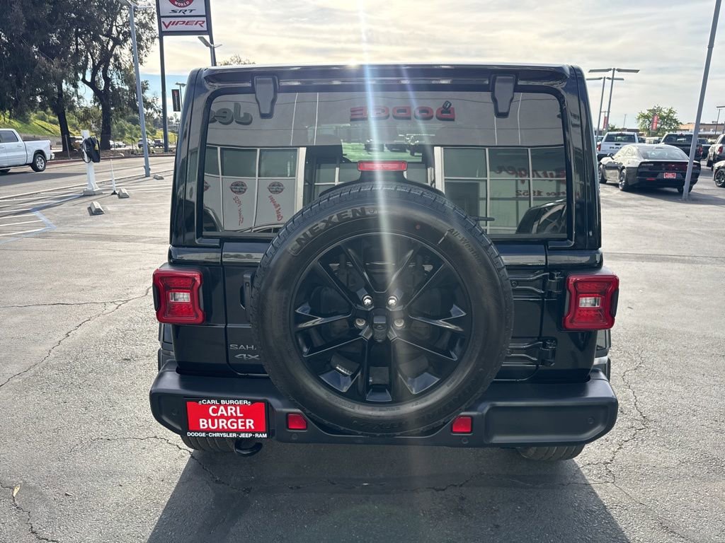 Certified 2025 Jeep Wrangler Unlimited Sahara w/ Safety Group image 6