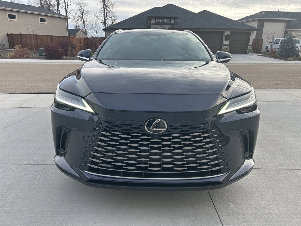 Used 2024 Lexus RX 350 AWD image 2