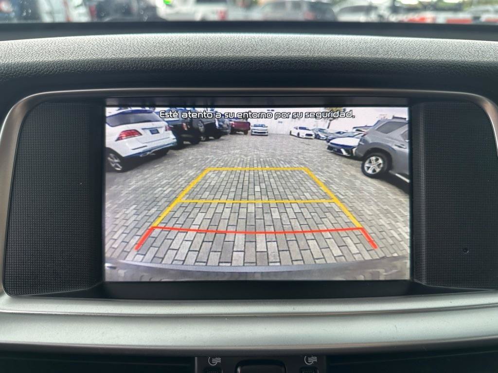 Used 2019 Kia Optima LX FWD image 16