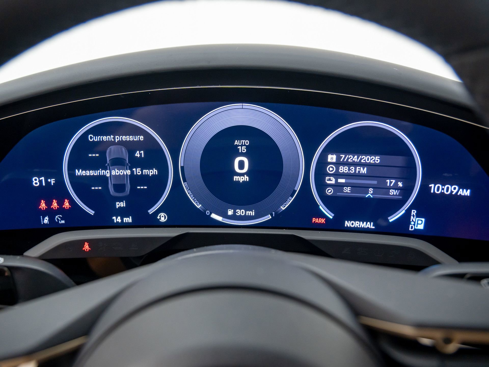 New 2025 Porsche Taycan image 24