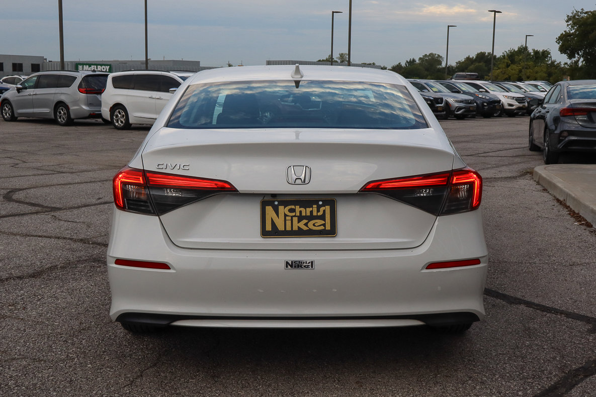 Used 2022 Honda Civic LX image 5