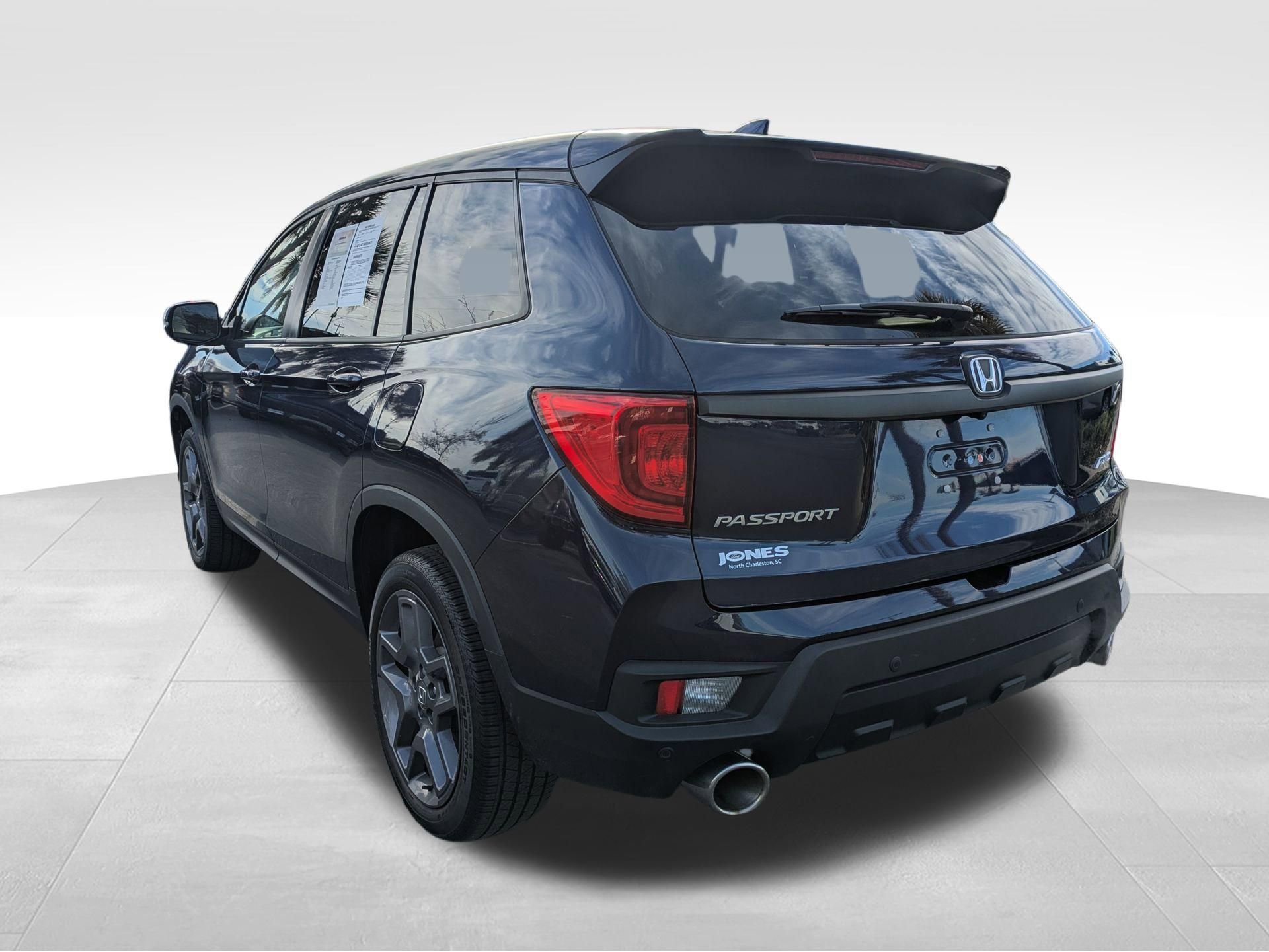 Used 2023 Honda Passport EX-L image 8