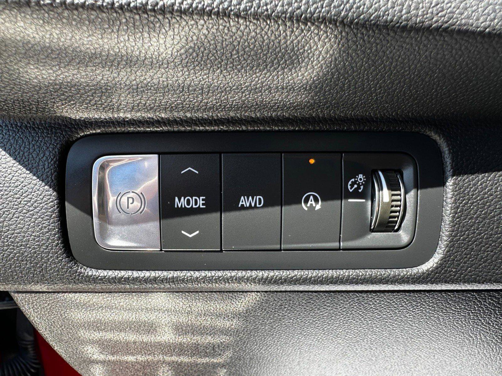 Used 2024 Chevrolet Traverse RS w/ LPO, Floor Liner Package image 10