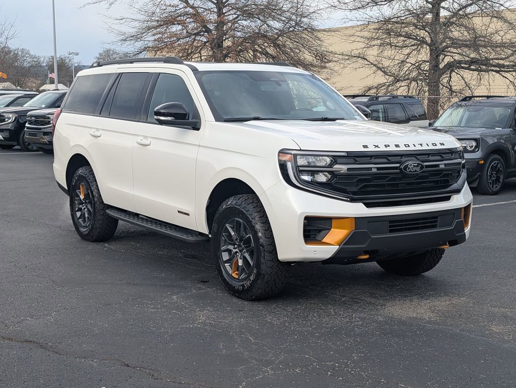 New 2026 Ford Expedition Tremor image 2
