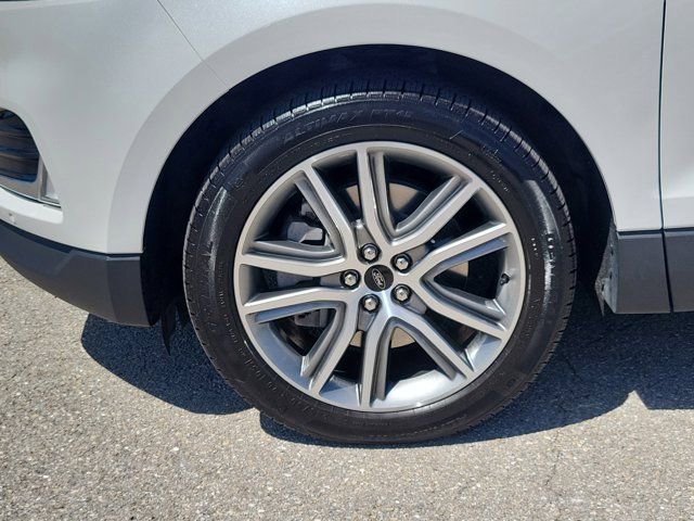 Certified 2024 Ford Edge Titanium w/ Equipment Group 301A AWD/4WD image 8