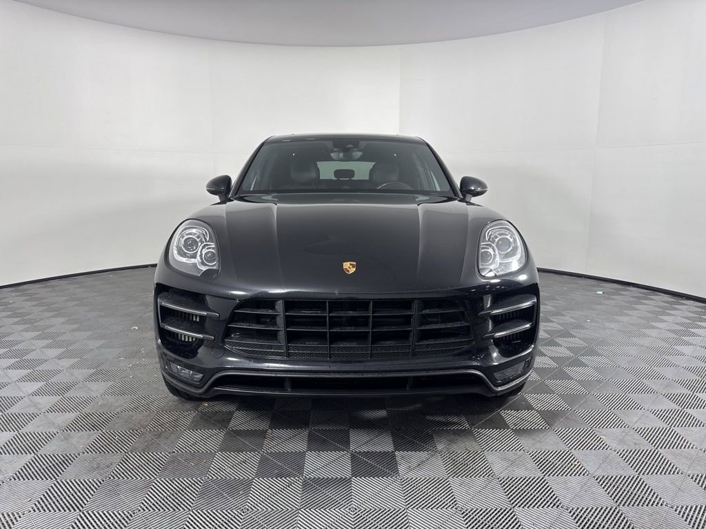Used 2018 Porsche Macan Turbo image 2