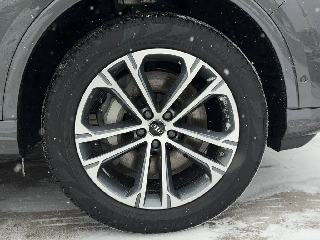 New 2026 Audi Q7 2.0T Premium AWD/4WD image 8