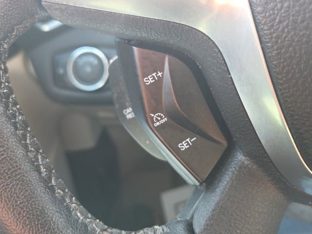 Used 2013 Ford C-MAX SEL image 40