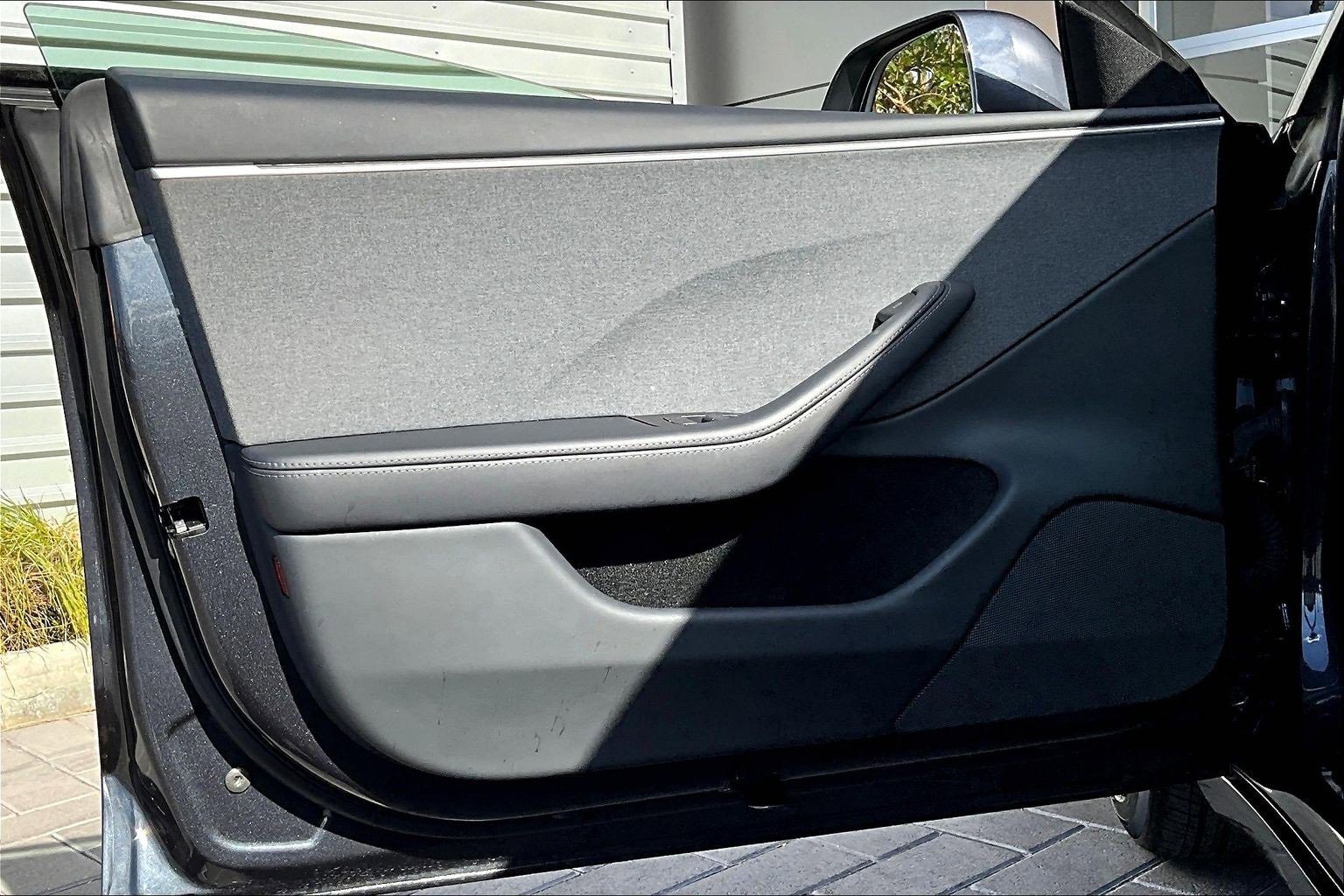 Used 2025 Tesla Model 3 Long Range image 22