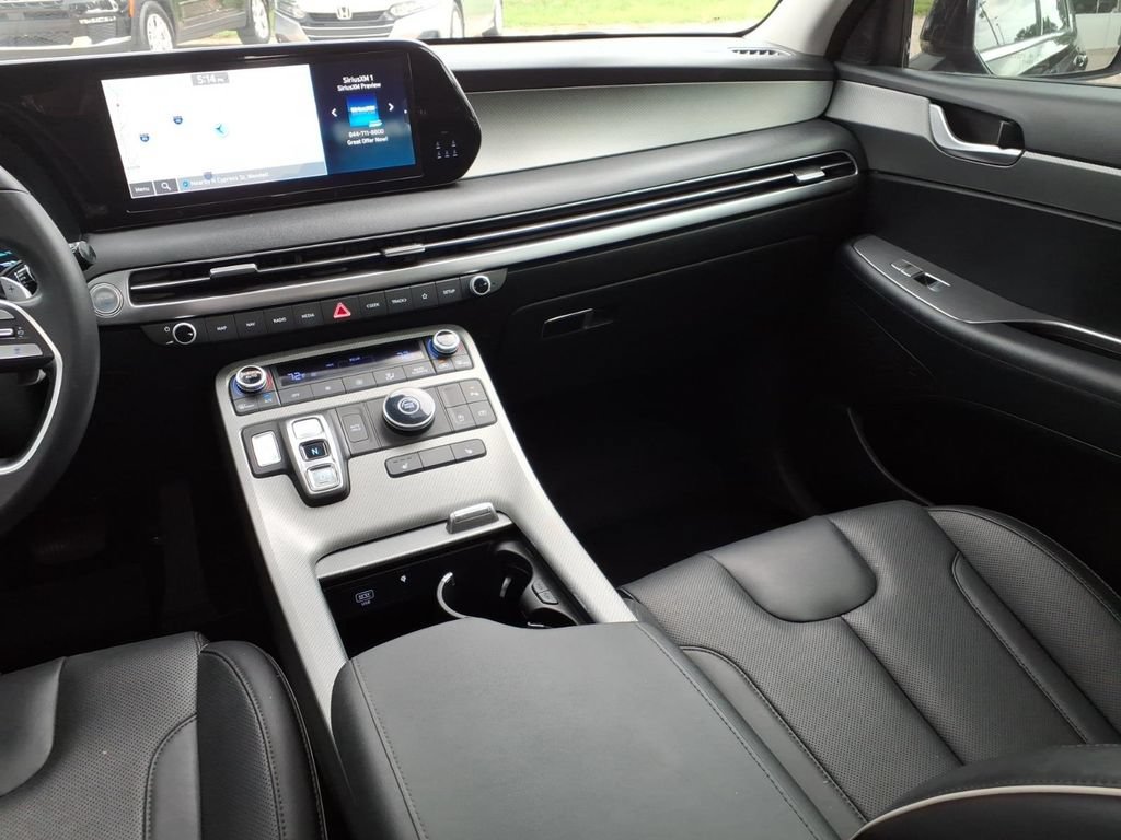 Used 2024 Hyundai Palisade XRT FWD image 14
