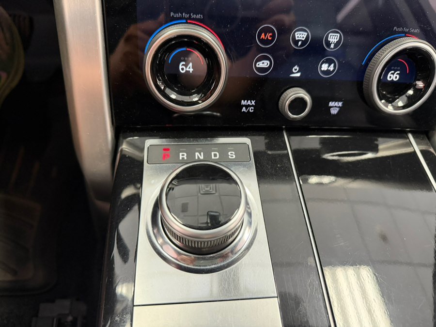 Used 2018 Land Rover Range Rover HSE AWD/4WD image 56