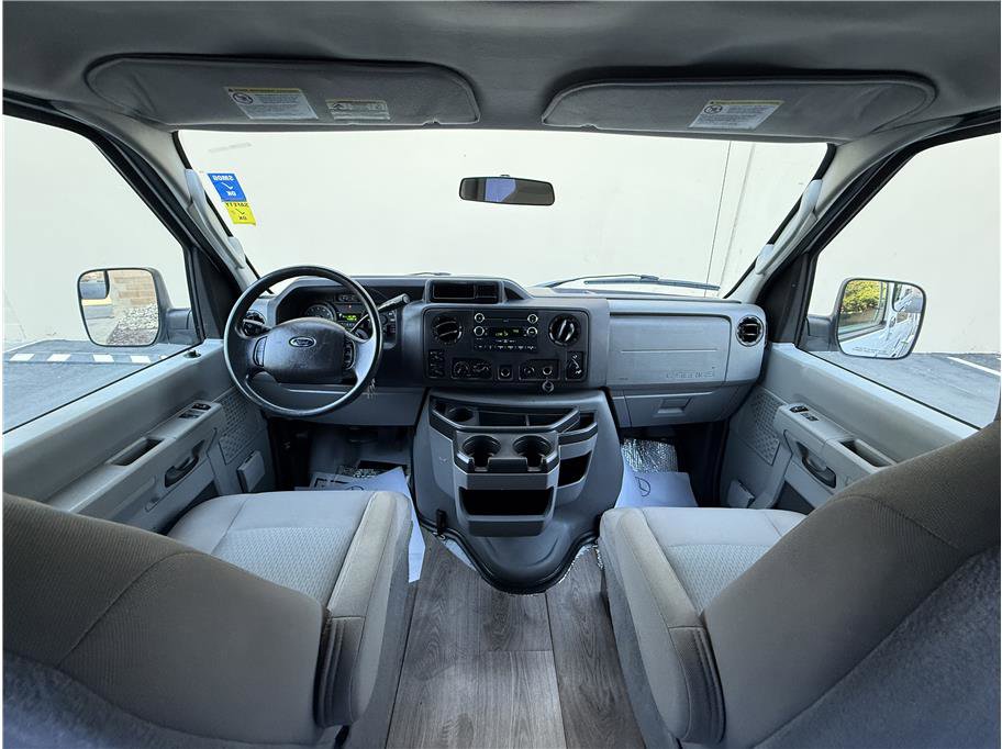 Used 2014 Ford E-150 and Econoline 150 Wagon image 28