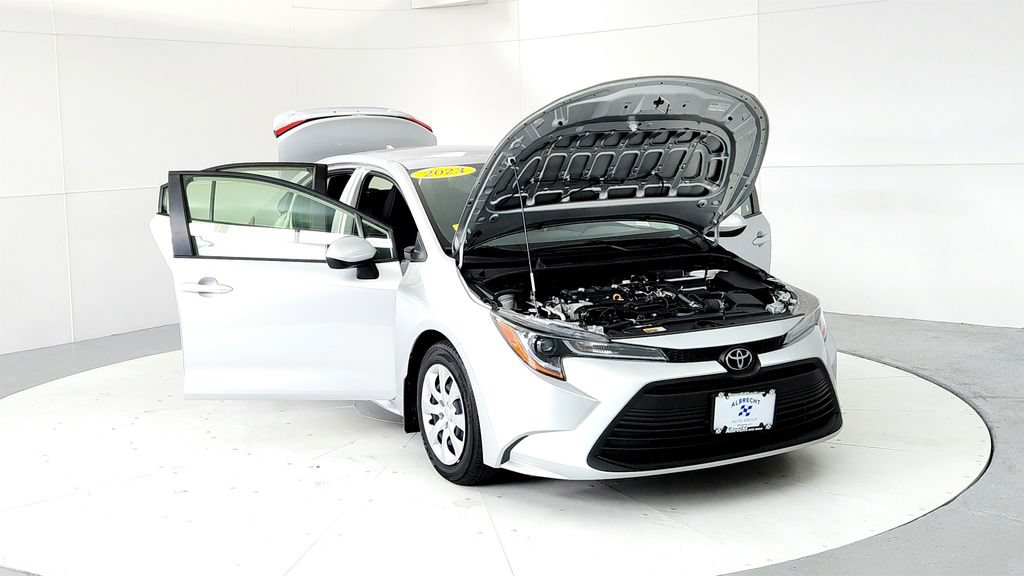 Certified 2023 Toyota Corolla LE FWD image 9