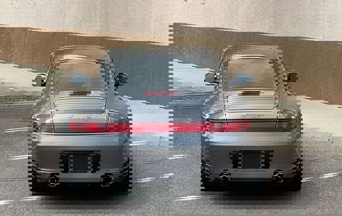 Used 2003 Porsche 911 GT3 RS image 11