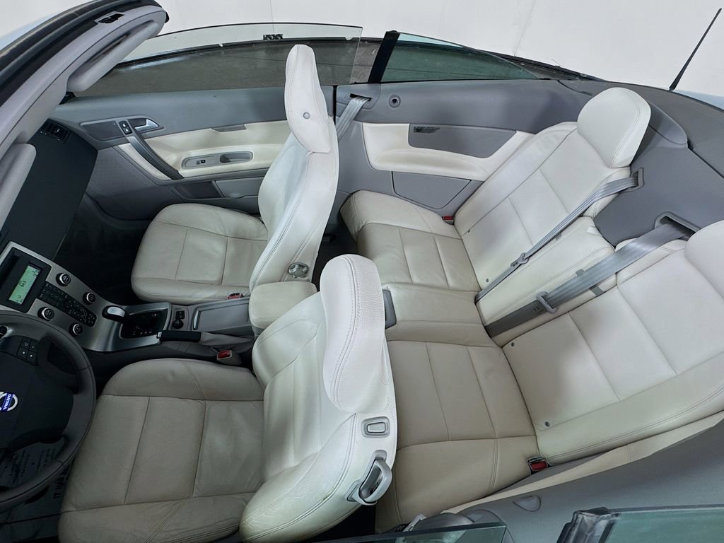 Used 2007 Volvo C70 T5 image 23