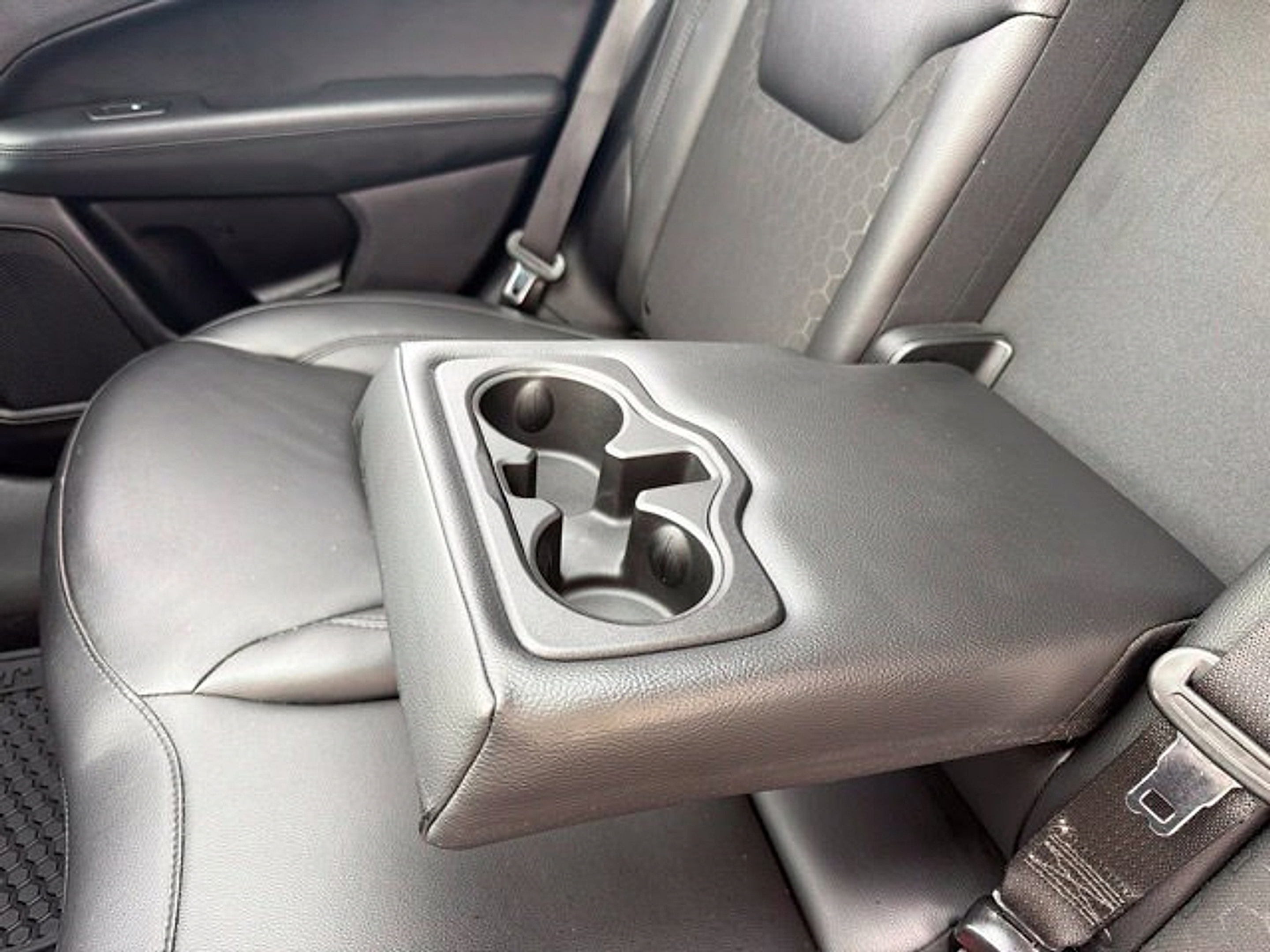 Used 2019 Jeep Compass Latitude AWD/4WD image 14
