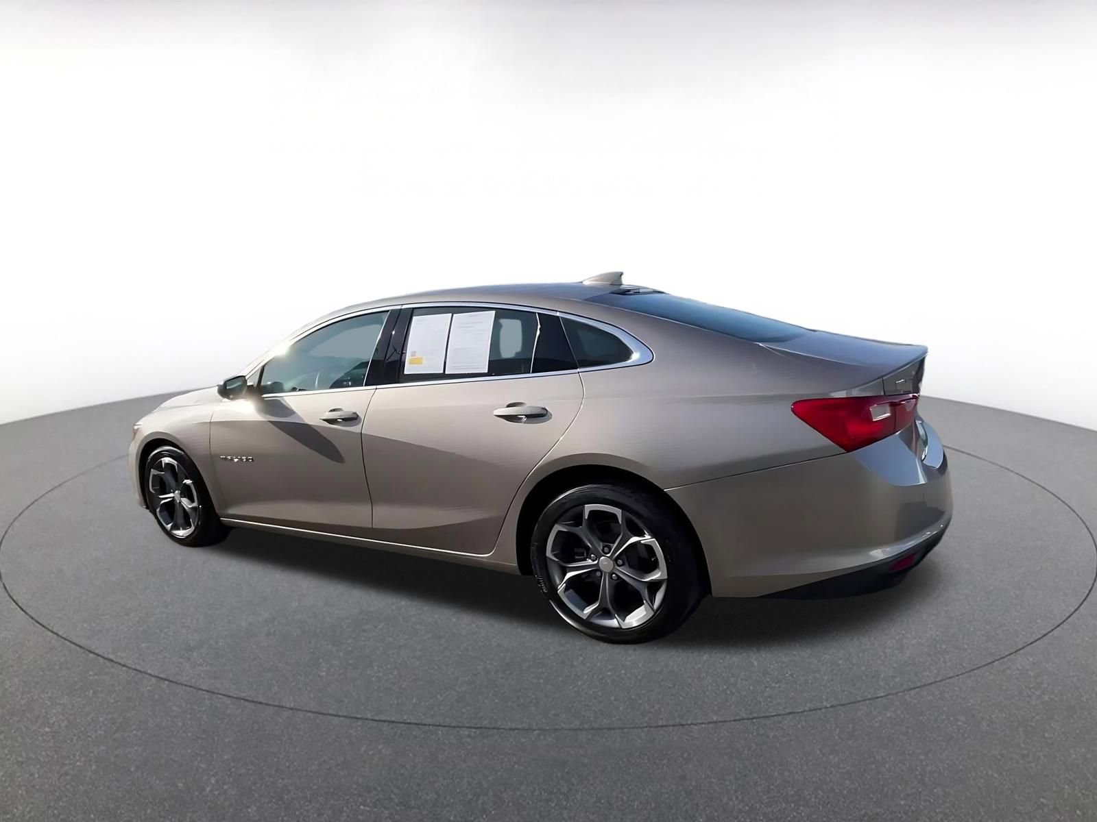 Used 2024 Chevrolet Malibu LT image 10