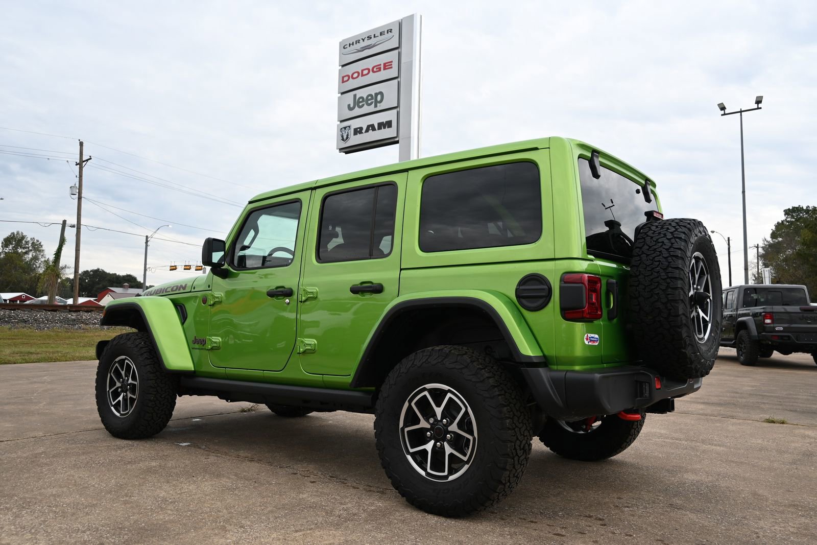 New 2025 Jeep Wrangler Unlimited Rubicon image 2
