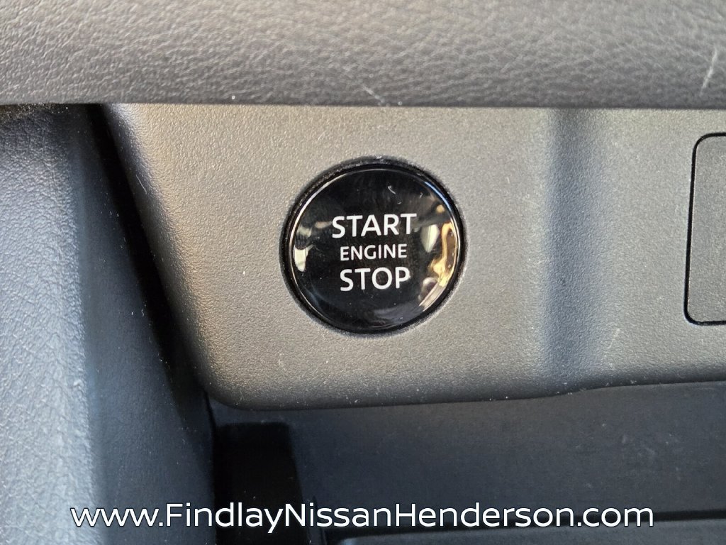 Used 2024 Nissan Rogue SV w/ SV Premium Package FWD image 30