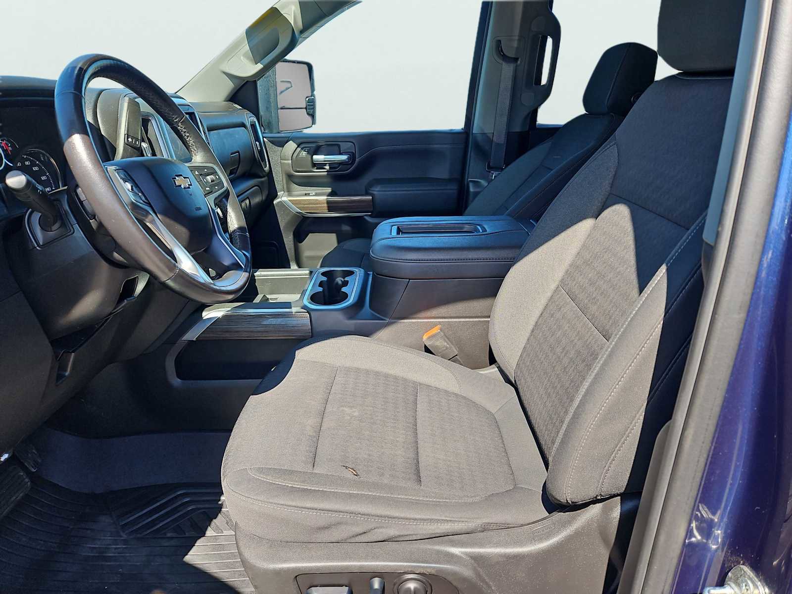 Certified 2022 Chevrolet Silverado 2500 LT w/ Convenience Package AWD/4WD image 33