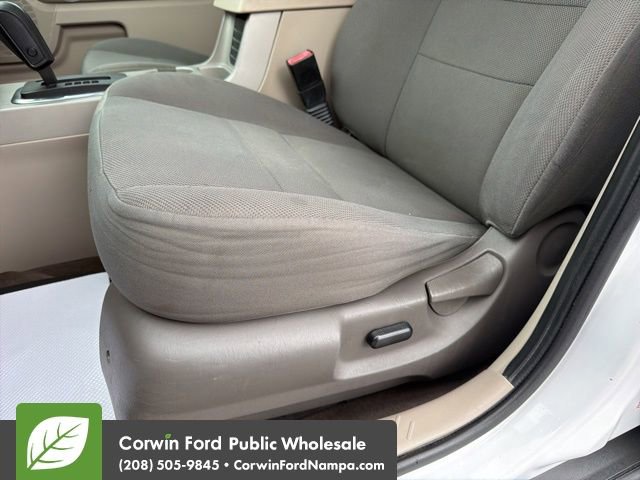 Used 2009 Ford Escape XLT image 24