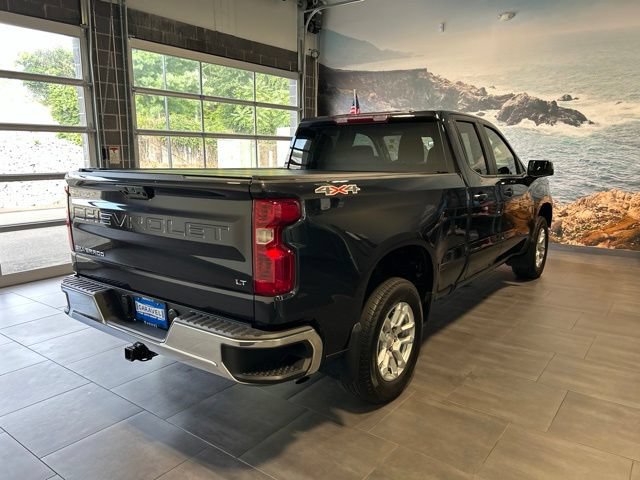 Used 2022 Chevrolet Silverado 1500 LT AWD/4WD image 33
