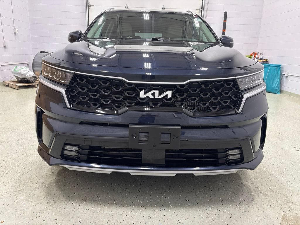 Used 2024 Kia Sorento EX AWD/4WD image 9
