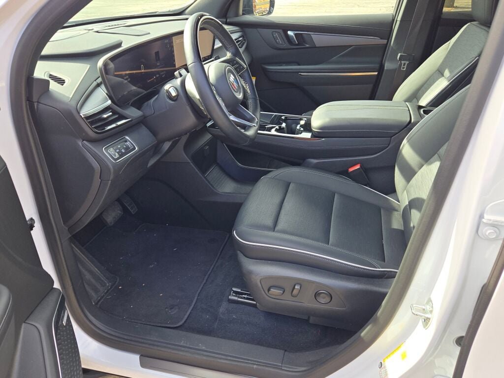 New 2025 Buick Enclave Sport Touring w/ Super Cruise Package image 26