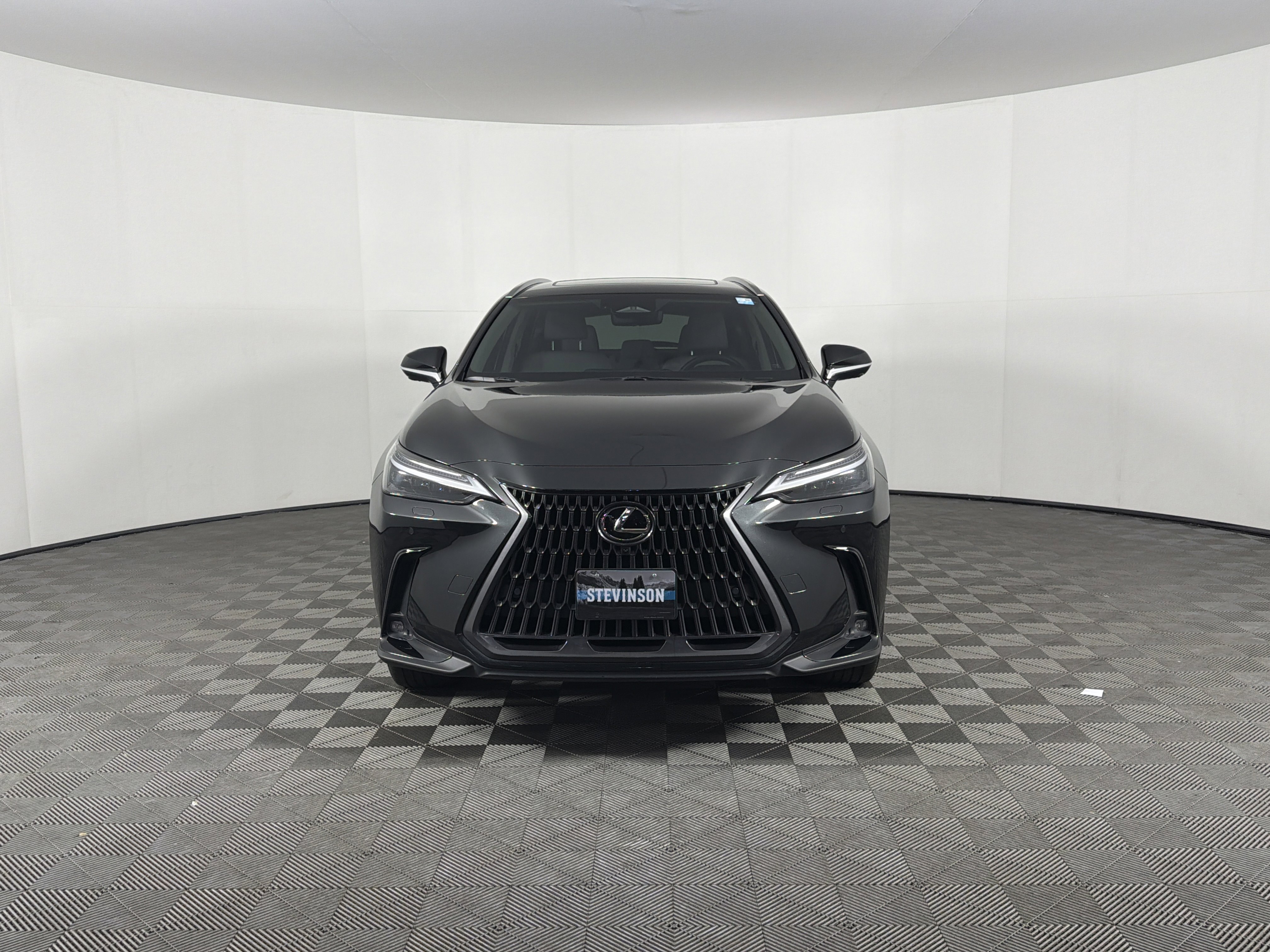 Used 2025 Lexus NX 450h+ AWD w/ Accessory Package (Z1) image 2