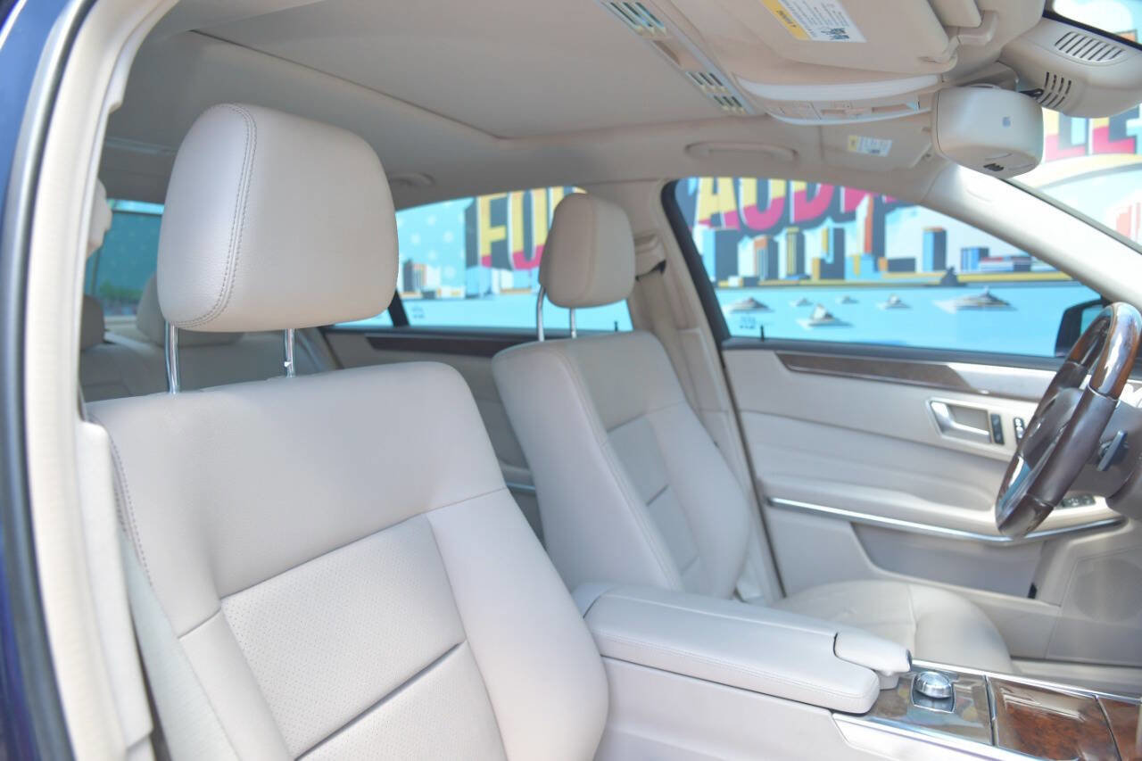 Used 2014 Mercedes-Benz E 350 Sedan w/ Premium 1 Package image 39