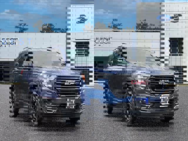 Used 2022 GMC Terrain SLT w/ Tech Package image 1