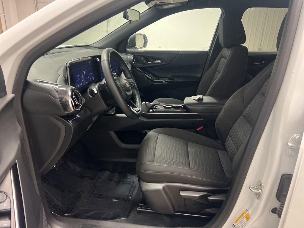 Certified 2025 Chevrolet Equinox LT image 8